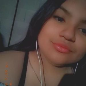 Meet your Posher, Alexis sophia